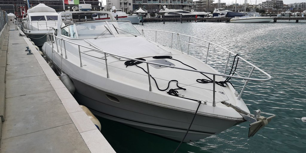 FERRETTI JEANNEAU YARDING YACHT 42 (1991)