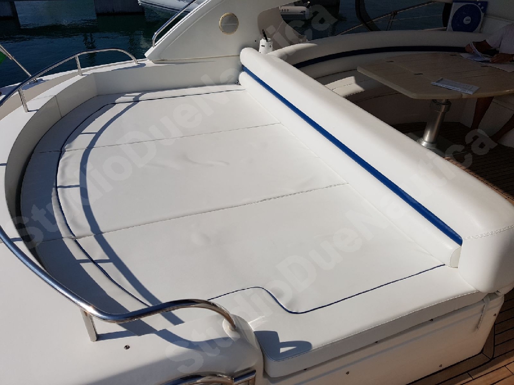 SUNSEEKER PREDATOR 68 (2002)