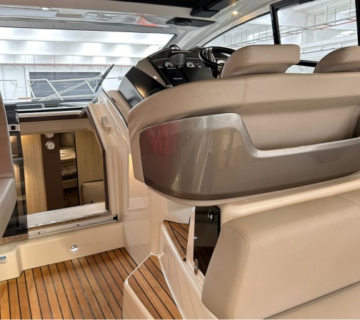 CRANCHI M44 HT (2019)
