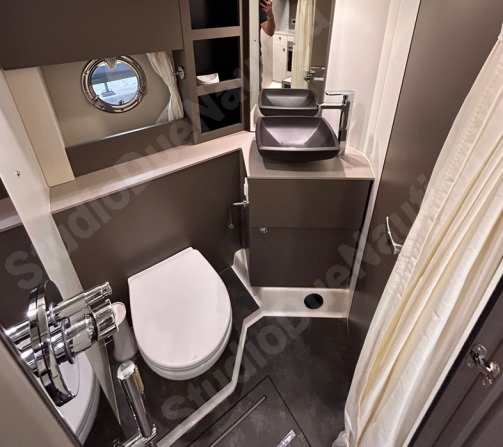 CRANCHI M44 HT (2019)