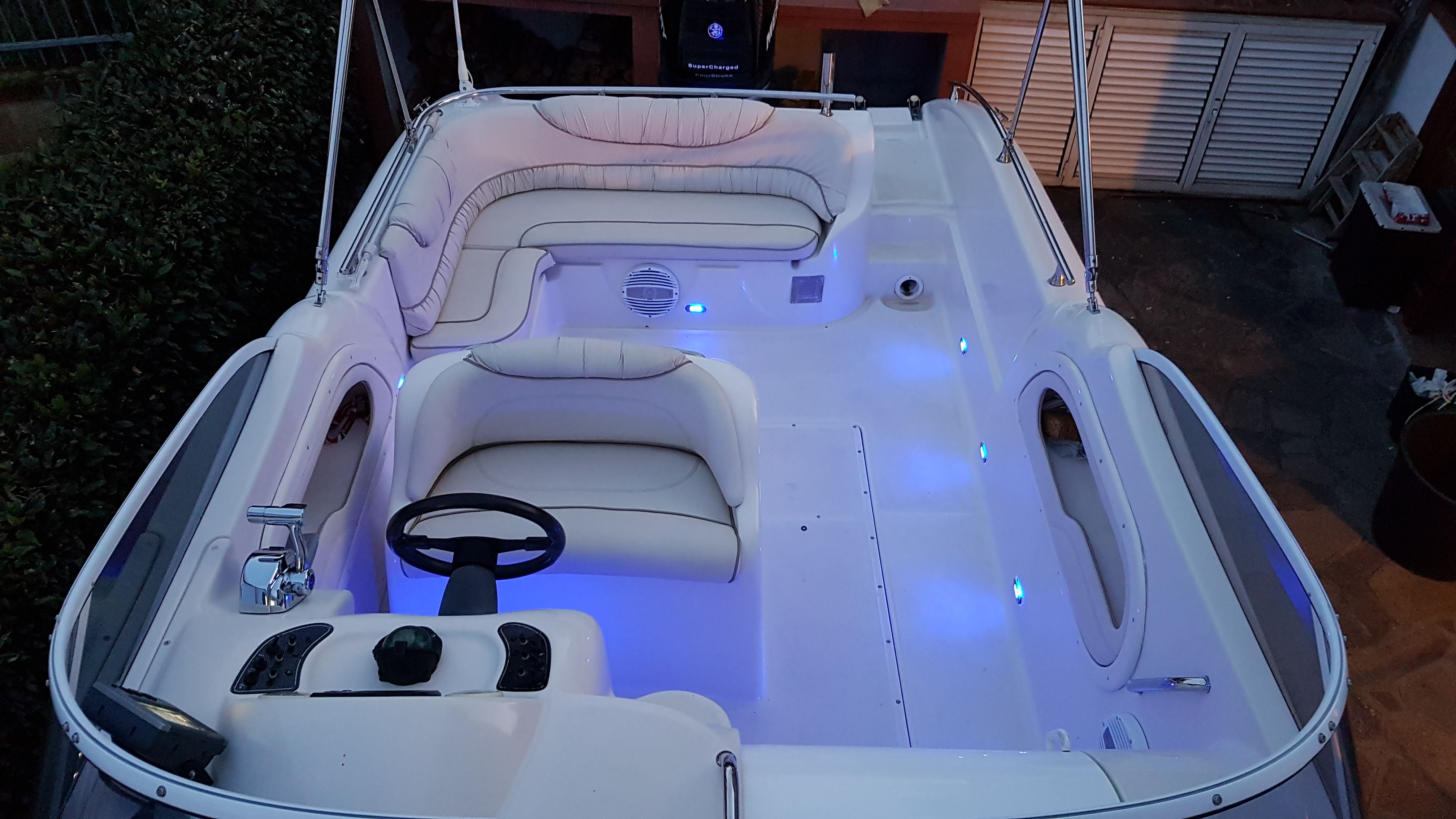 RANIERI INTERNATIONAL SEA LADY 23 XL (2007)