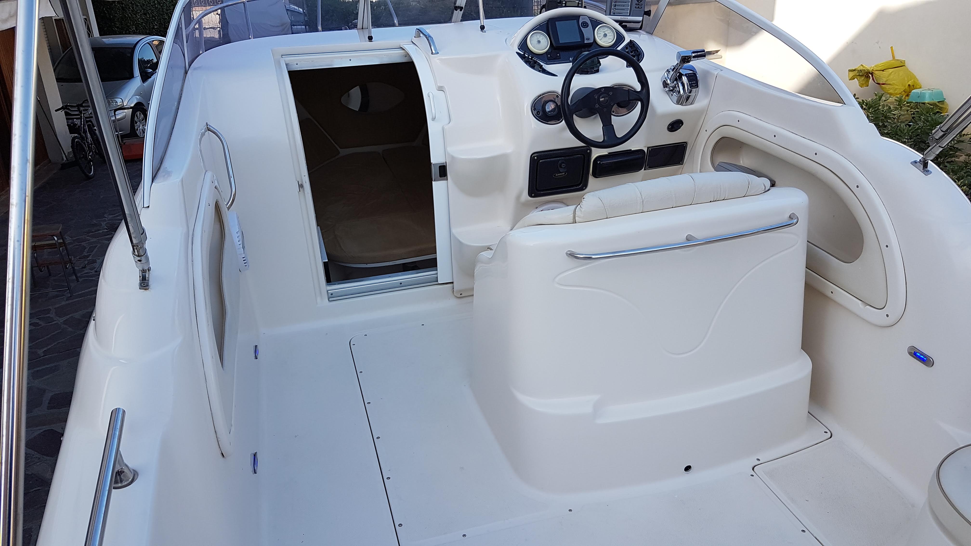 RANIERI INTERNATIONAL SEA LADY 23 XL (2007)